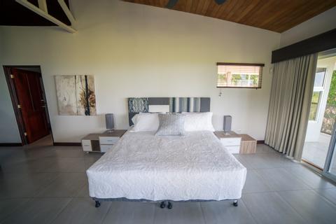 Clearwater Bay Villa Costa Rica